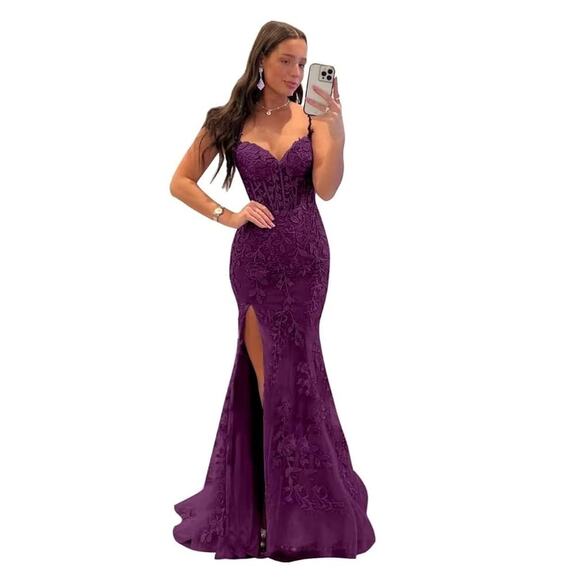 Sweetheart Corset Lace Embroidered Formal Dress Plum size 12 Prom Party Formal - Picture 1 of 15
